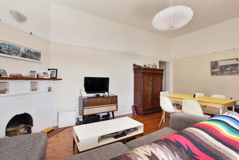 To Let 1 Bedroom Property for Rent in Green Point Western Cape
